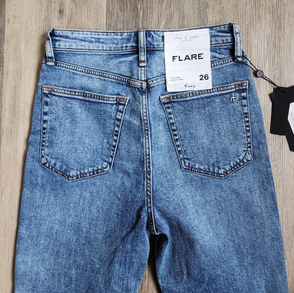 NWT RAG & BONE HIGH-RISE ANKLE FLARE - Picture 13 of 14